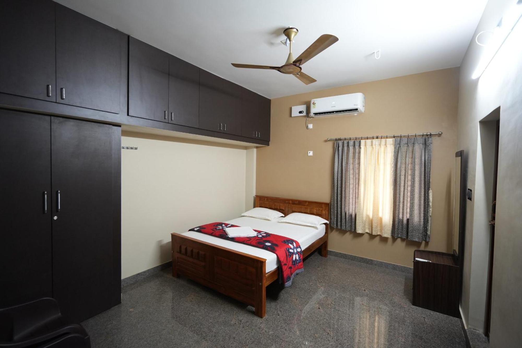 Goutham Residency Hotel Kadalur ภายนอก รูปภาพ
