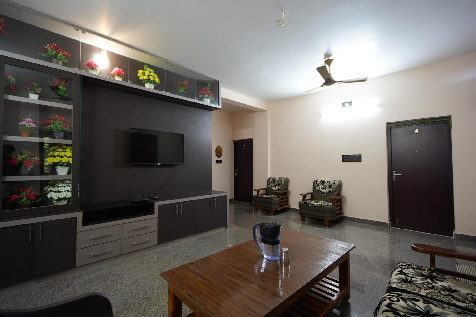 Goutham Residency Hotel Kadalur ภายนอก รูปภาพ